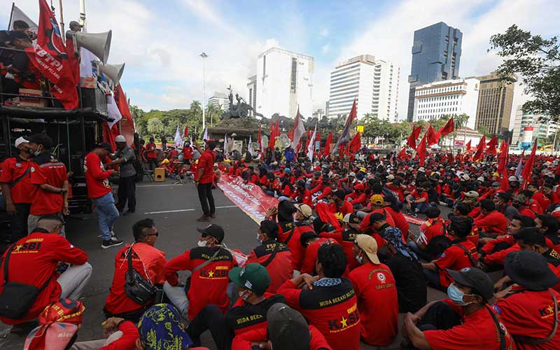  Buruh Gelar Aksi Unjuk Rasa Memperingati 24 Tahun Reformasi