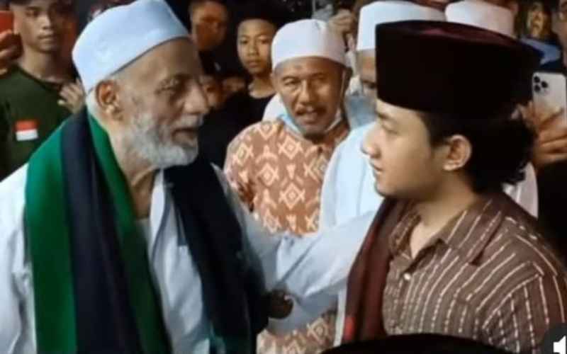  Sosok Gus Thuba: Ulama yang Viral di Medsos, Dikaitkan dengan Habib Abdul Qadir Bin Abdul Hadi Al-Hadir