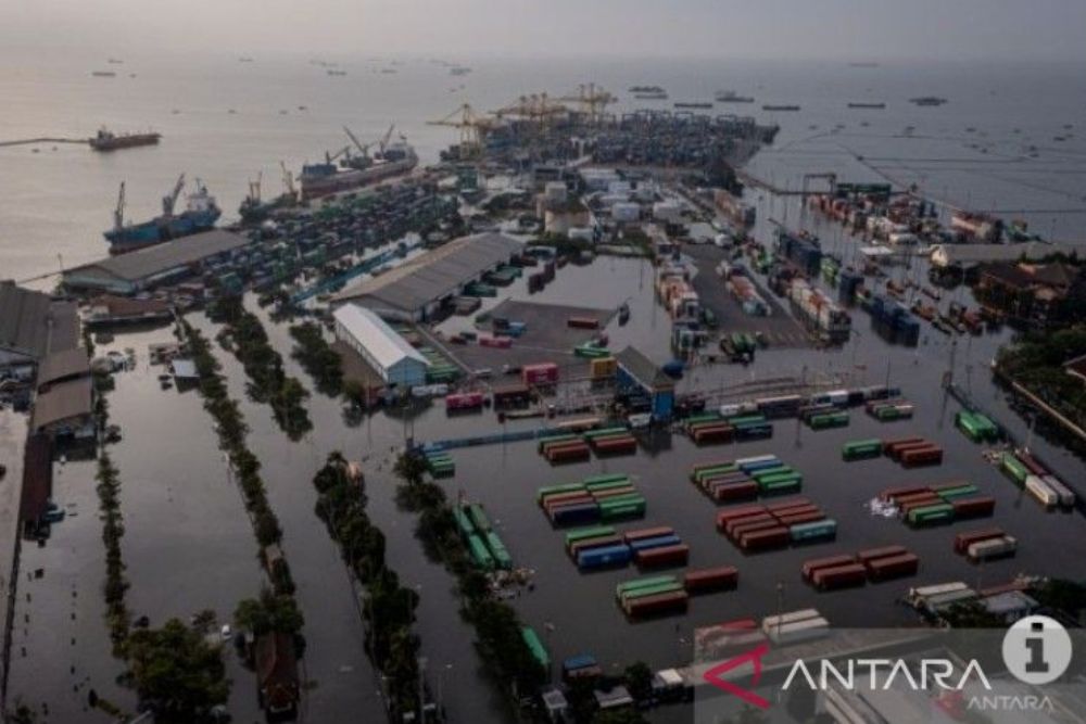  Kementerian PUPR Bantah Banjir Rob Semarang Akibat Tanggul Jebol