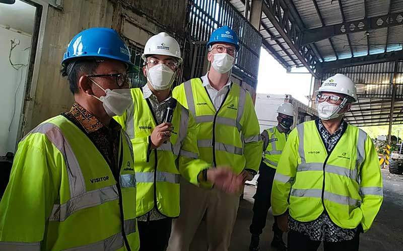  Kedutaan Besar Denmark Kunjungi Solusi Bangun Indonesia dan Fasilitas Pengelolaan Sampah Menjadi RDF di Cilacap