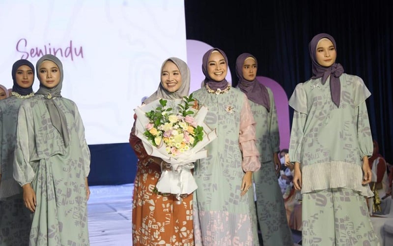  Strategi Deenay Jadi Brand Hijab Muslim Papan Atas