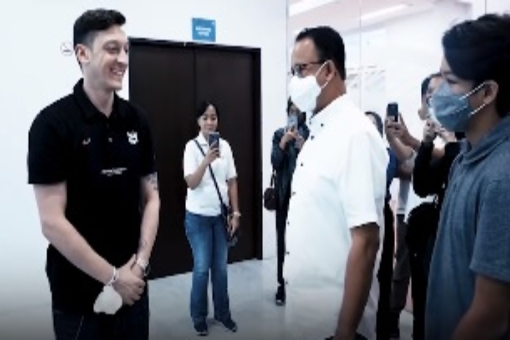  Bertemu Mesut Ozil, Anies: Rumah di Kampung, Kualitas Permainan Internasional