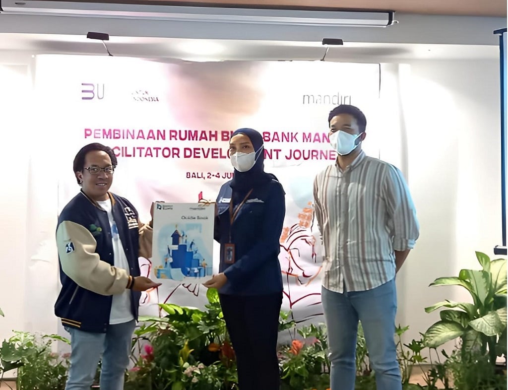  Komitmen Dorong UMKM, Bank Mandiri Gelar Pelatihan Fasilitator Rumah BUMN