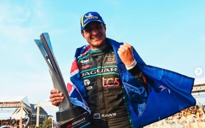  Menang di Formula E Jakarta, Mitch Evans: Terimakasih Indonesia!