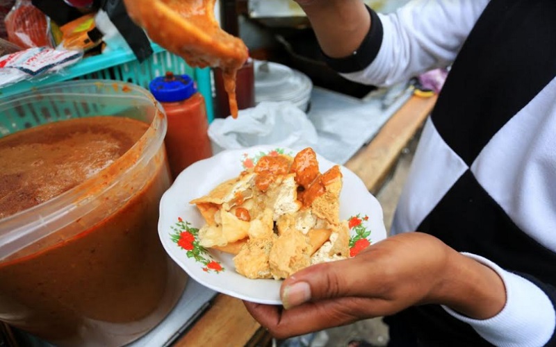  Masuk dalam Kuliner Tradisional Terbaik Asia, Ini Jejak Sejarah Batagor di Kota Bandung