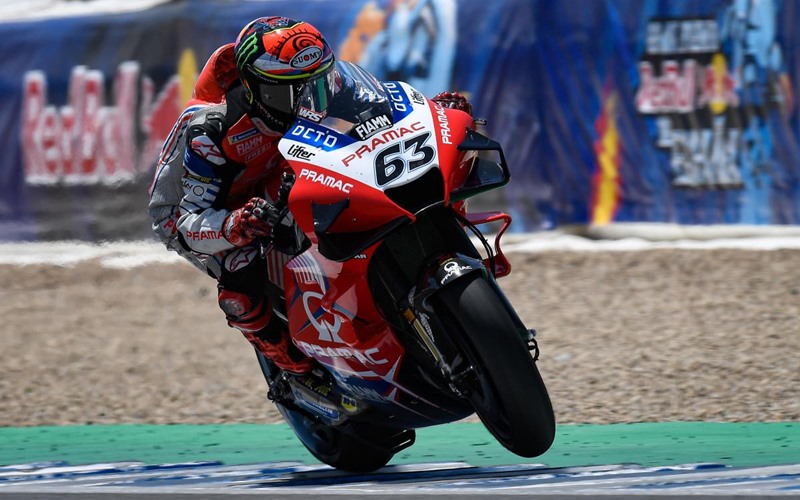  Crash di MotoGP Catalunya, Francesco Bagnaia Geram Takaaki Nakagami Tak Dapat Hukuman