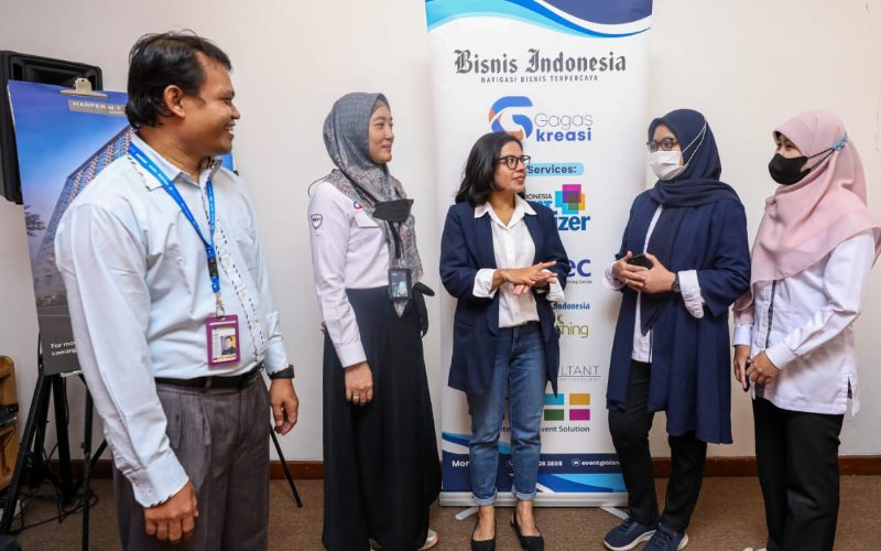  Bisnis Indonesia Gelar Workshop Netizen Journalism Untuk Karyawan Hutama Karya