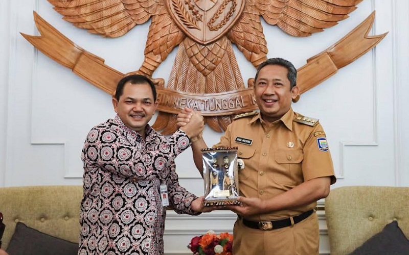 Bupati Semarang Ngesti Nugraha bersama Wali Kota Bandung Yana Mulyana