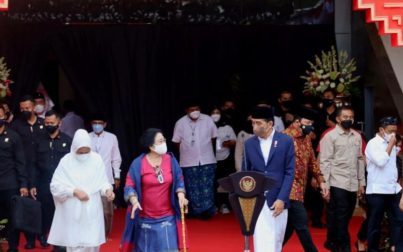  Tepis Isu Renggang, Jokowi: Ibu Mega Sudah Seperti Ibu Saya