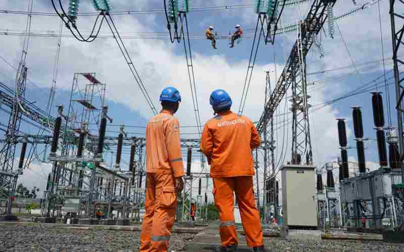  PLN Investasi Rp11,7 Miliar Perkuat Listrik di Surabaya dan Sidoarjo