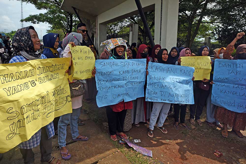  Tolak Penggusuran, Pedagang Pasar Lama di Banten Gelar Unjuk Rasa