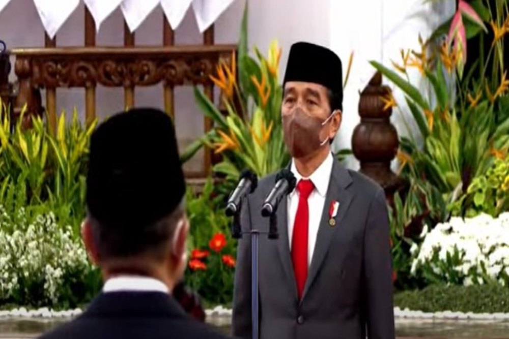  Reshuffle Kabinet: Jokowi Ambil Sumpah Jabatan Dua Menteri dan Tiga Wamen