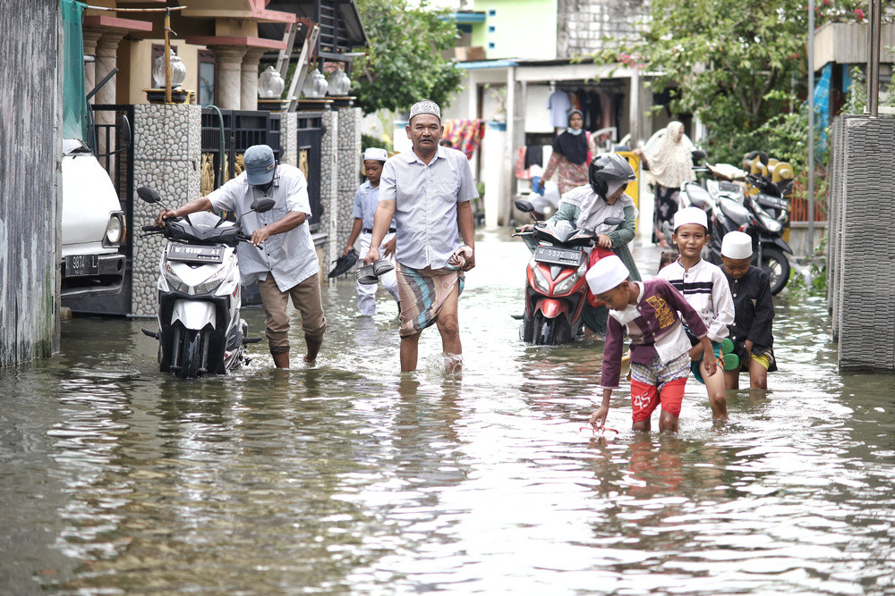  Banjir Rob Di Gresik