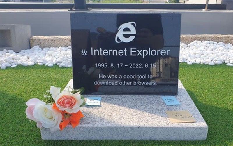  Viral! Ada Nisan Kuburan Internet Explorer di Korea Selatan