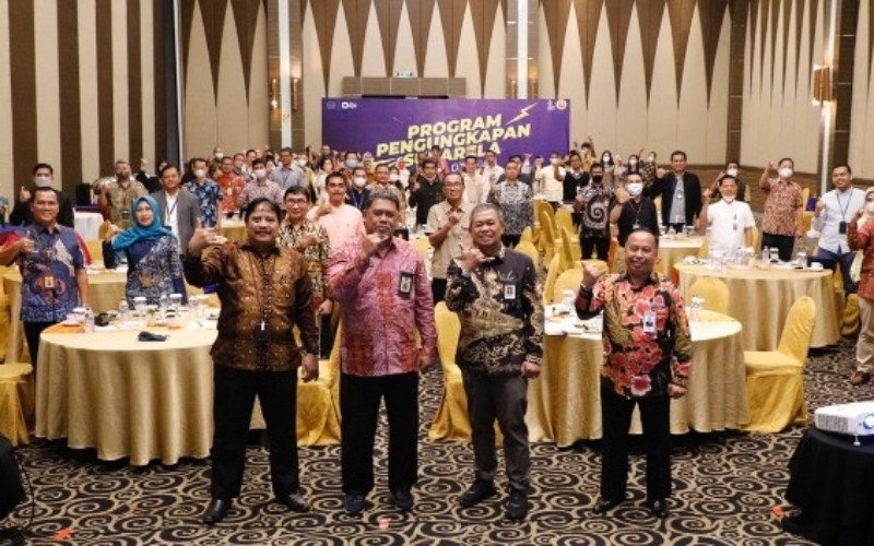  DJP Riau-OJK Ajak Nasabah Bank Ikut PPS