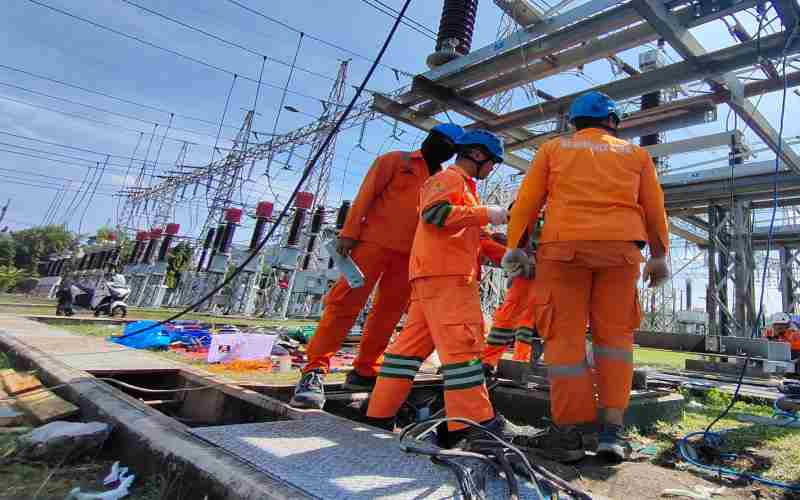  Performa Penyaluran Listrik ke GI Kenjeran Turun, PLN Ganti Material Transmisi