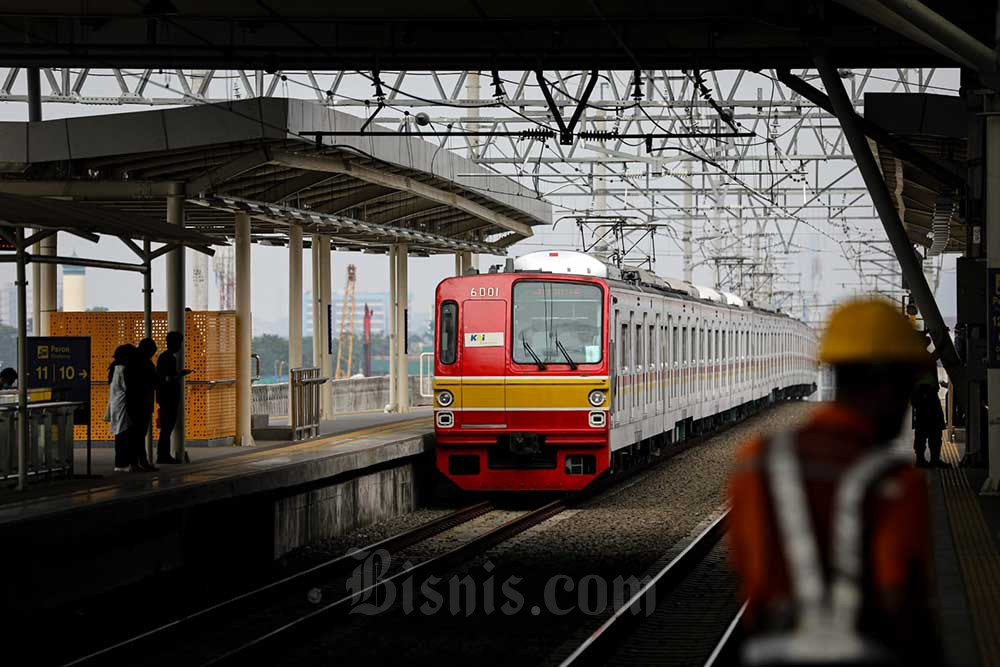  Pengguna KRL Bisa Pesan Tiket Lewat Gojek via GoTransit