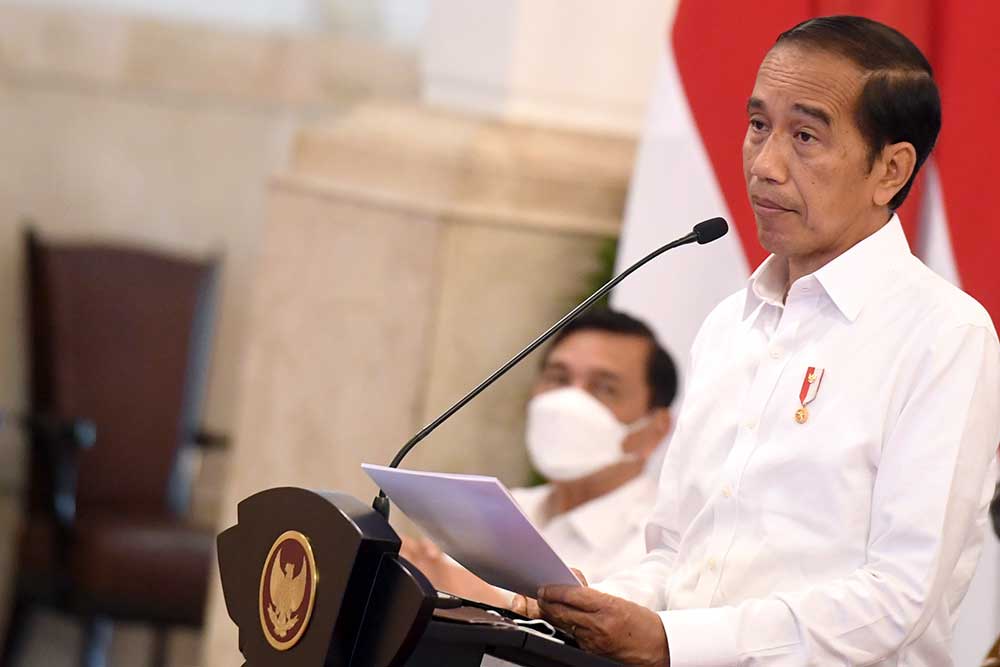Jokowi meminta seluruh menteri dan kepala daerah untuk menindaklanjuti rekomendasi hasil pemeriksaan BPK atas LKPP Tahun 2022 / ANTARA FOTO - Hafidz Mubarak A