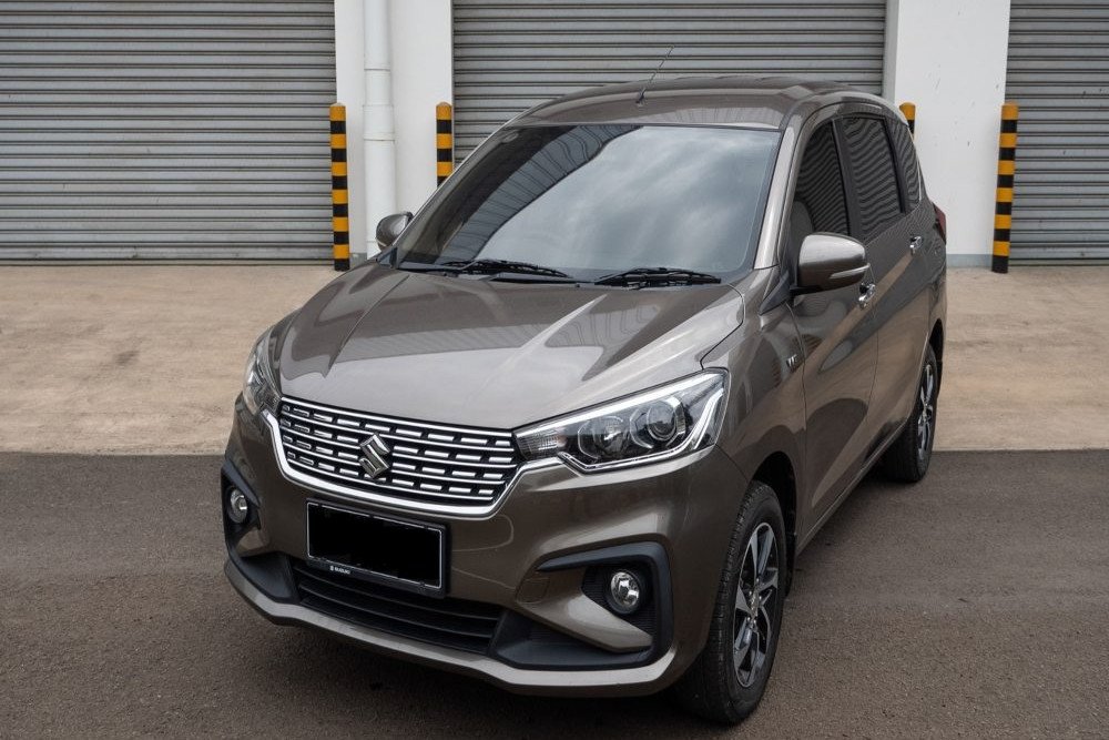  Suzuki Ertiga Hybrid Catatkan 1.289 SPK Selama 10 Hari Penjualan. Ini Harga Terbarunya