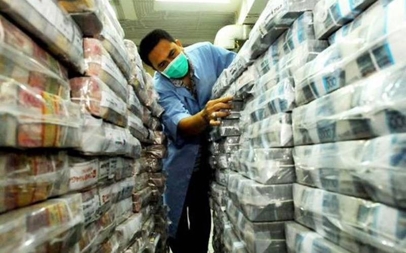 "Realisasi Anggaran Melambat, Pemda Pilih ""Parkir"" Dana di Bank"