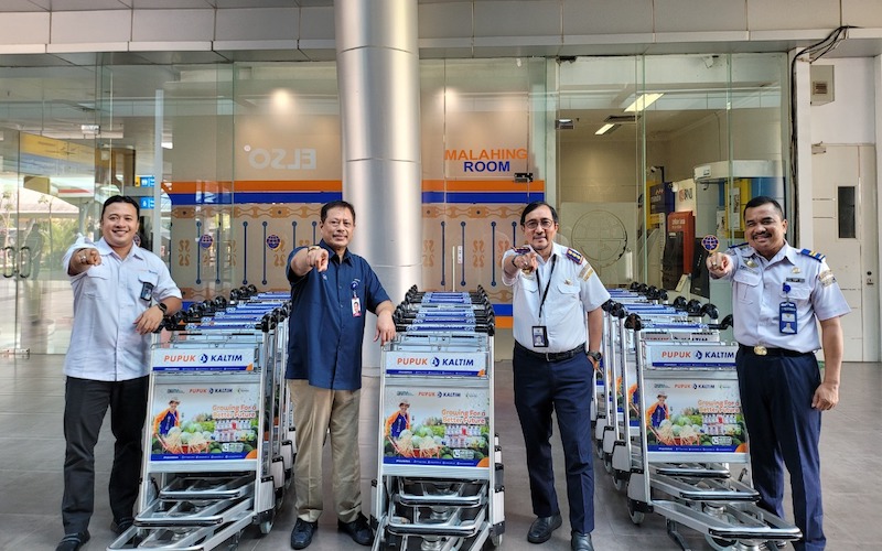 Dukung Optimalisasi Pelayanan Kepada Penumpang, PKT Salurkan 25 Unit Troli ke Bandara APT Pranoto Samarinda