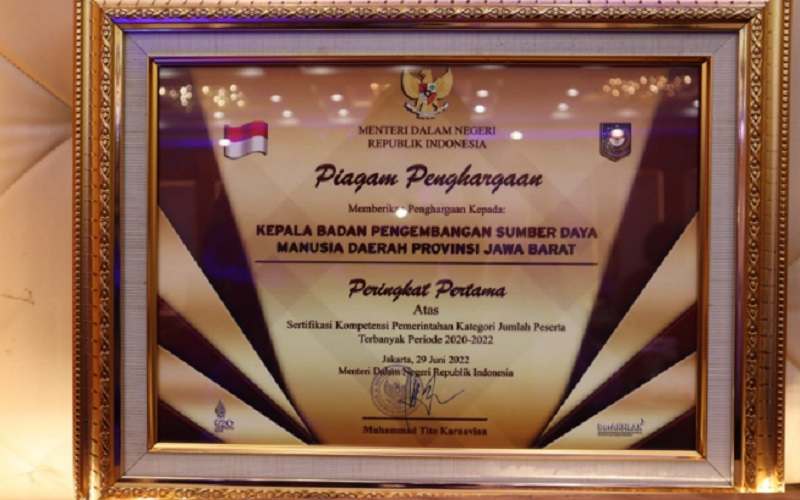  Jabar Raih 2 Penghargaan Nasional Prestasi Sertifikasi Kompetensi Pemerintahan