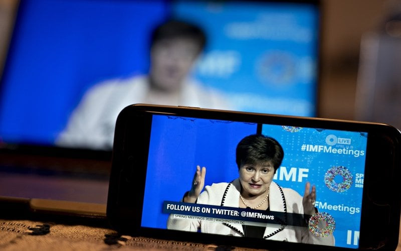  Prospek Ekonomi Global Dipangkas, Ramalan IMF Semakin Suram