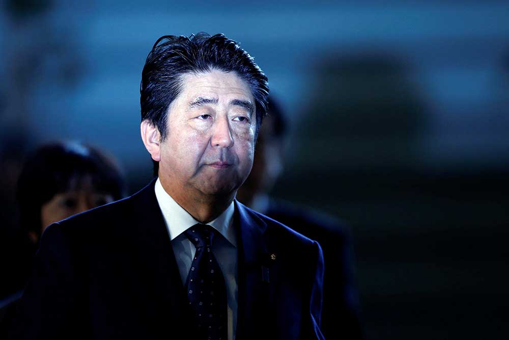 Mantan Perdana Menteri Jepang Shinzo Abe yang baru saja meninggal dunia. REUTERS/Yuya Shino/File Foto