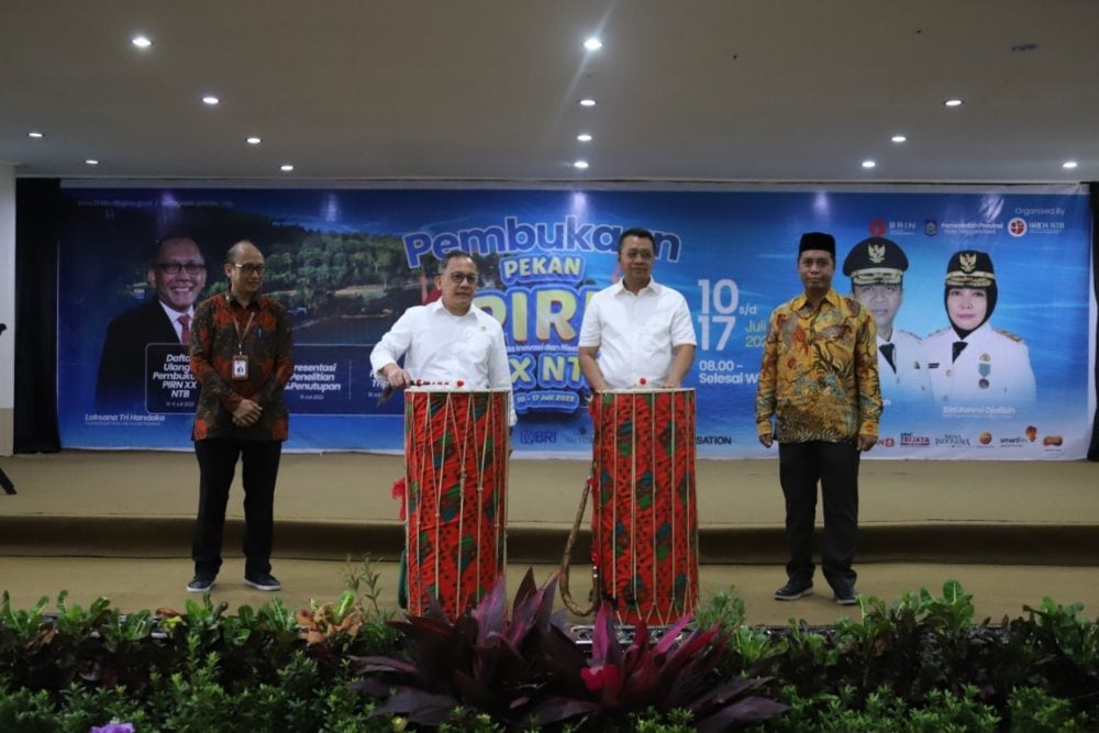  Resmi, Kepala BRIN Laksana dan Gubernur NTB Zulkieflimansyah Buka PIRN XX 