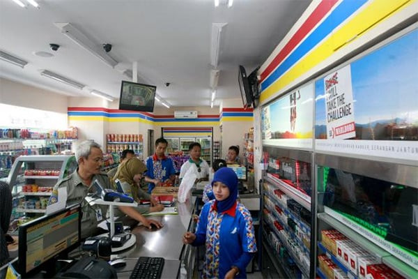  Ekonomi Diadang Inflasi, Ketahanan Alfamart dan Indomaret Diuji