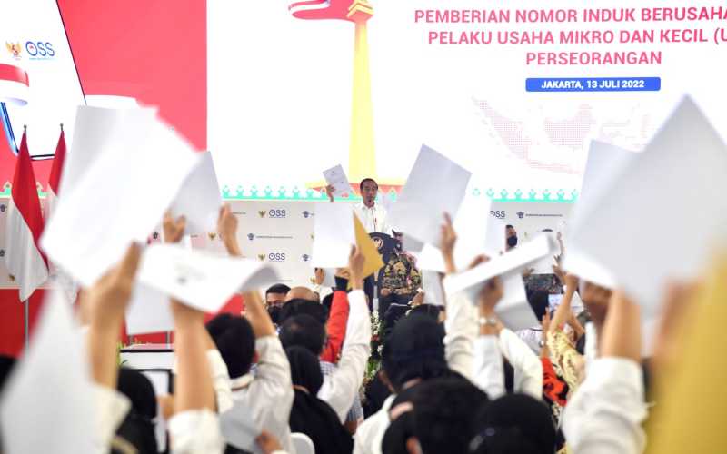  Jurus Jokowi Kembangkan UMKM Lewat Penerbitan Izin Berusaha