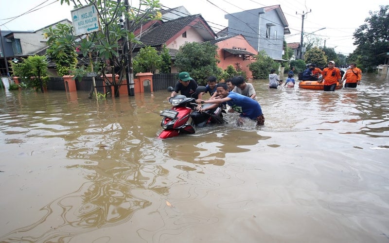  PLN Minta Warga Waspadai Kondisi Listrik saat Banjir