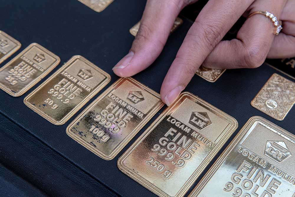  Harga Emas 24 Karat Antam Hari Ini, Senin 18 Juli, Naik Jadi Rp963.000 per Gram