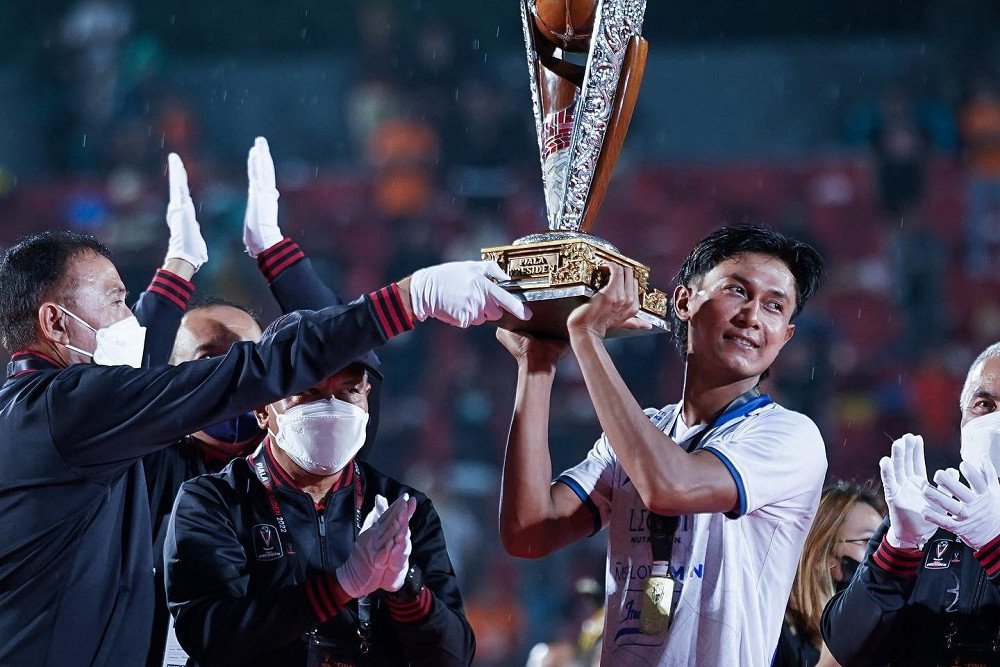  Hadiri Final Piala Presiden 2022, Menpora Sampaikan Pesan dari Jokowi