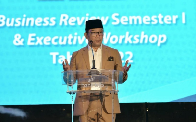  Ridwan Kamil Dorong Bank BJB Respons Tiga Disrupsi