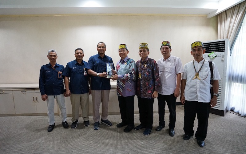  Kunjungi PKT, Marthin Billa Apresiasi Kontribusi Perusahaan Bagi Masyarakat dan Daerah