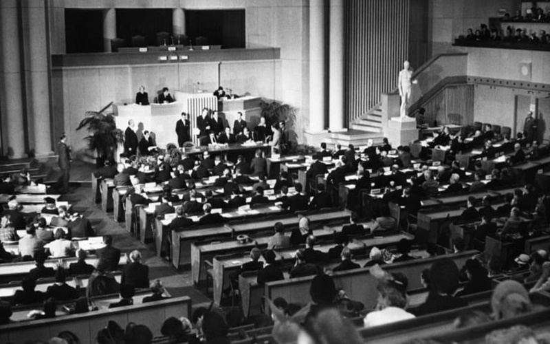  Sejarah 21 Juli, Pembagian Vietnam Utara dan Vietnam Selatan di Konvensi Jenewa