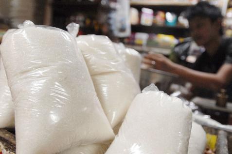 Harga gula sendiri hari ini, 21 Juli 2022 di Sistem Pemantauan Pasar dan Kebutuhan Pokok (SP2KP) Kementerian Perdagangan berada di angka Rp14.500 per kilogram./Bisnis