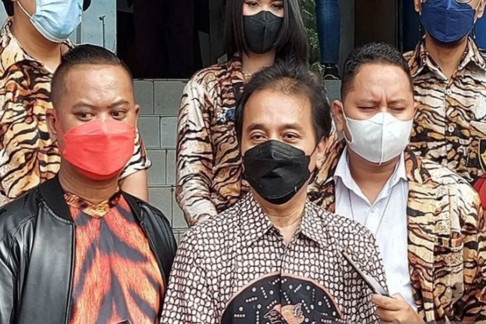 Roy Suryo Jadi Tersangka Kasus Meme Jokowi, Polisi Belum Ungkap Barang Bukti