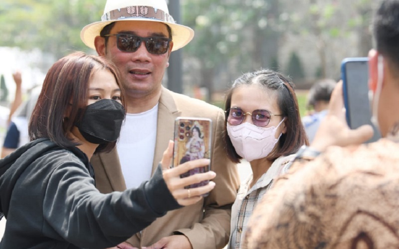  Ridwan Kamil Minta Baim Wong Batalkan Pengajuan HAKI Citayam Fashion Week