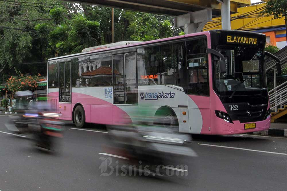  Bus Transjakarta Khusus Wanita Kembali Dioperasikan