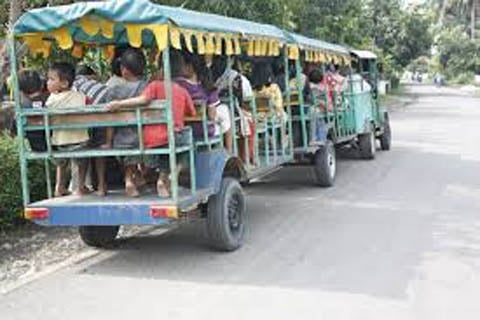  Odong-Odong Tertabrak Kereta di Serang, Telan Korban Jiwa