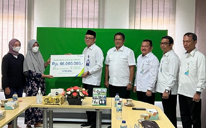  BPJAMSOSTEK Sumbar Riau Bayarkan Klaim Rp357,08 Miliar, Paling Banyak Pencairan JHT