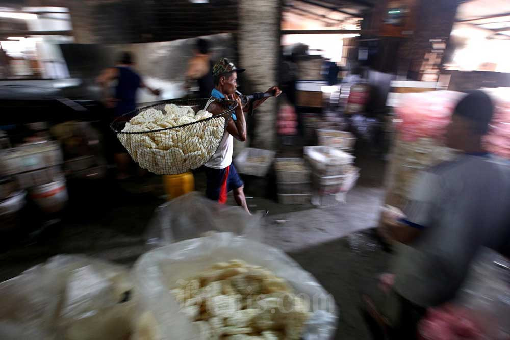  Perjuangan UMKM Kerepuk Bertahan Di Tengah Pandemi dan Gejolak Minyak Goreng