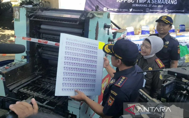  Kasus Pita Cukai Palsu Rokok di Semarang Terbongkar