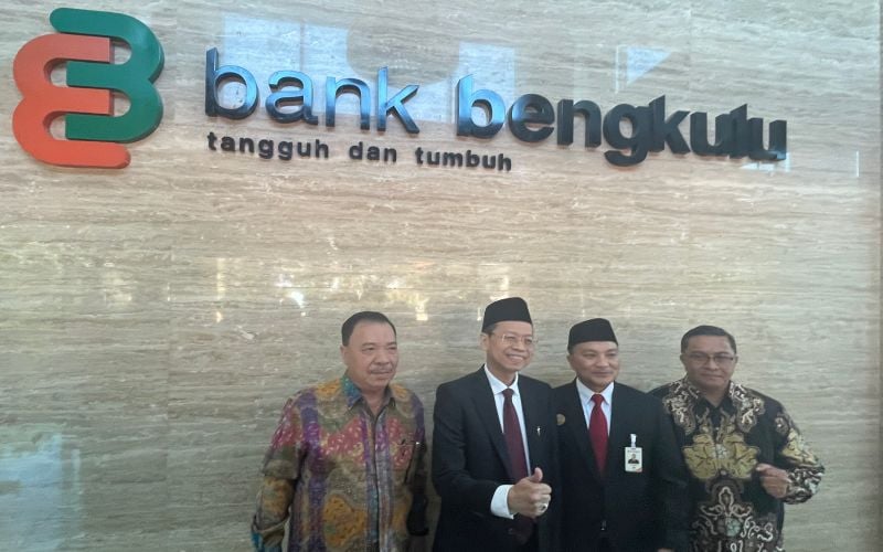 Ahmad Irfan Resmi Jabat Direktur Utama Bank Bengkulu