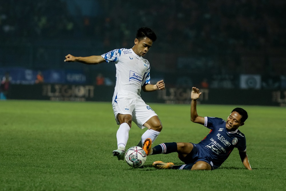  Hasil Liga 1: Gol Menit Terakhir Pastikan Kemenangan Arema FC atas PSIS