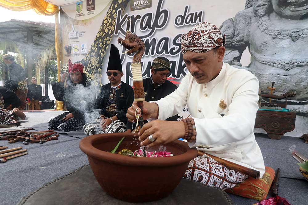  Budayawan di Jawa Timur Lakukan Jasaman Pusaka