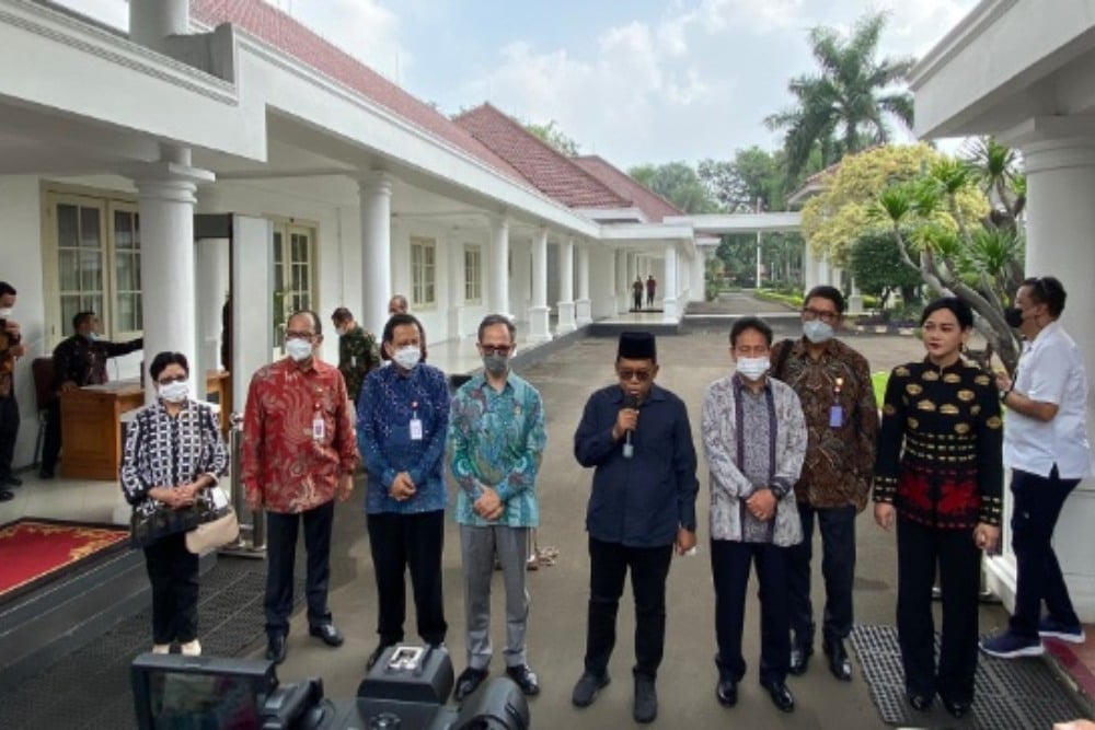  Pesan Ma\'ruf Amin untuk Dewan Komisioner OJK: Dorong Keuangan Syariah