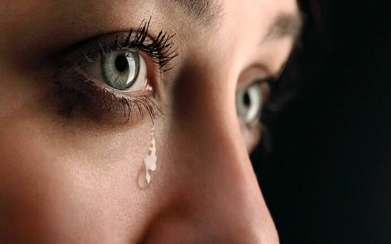  20 Kata-Kata Sedih Kehidupan Keluarga yang Menyentuh Hati